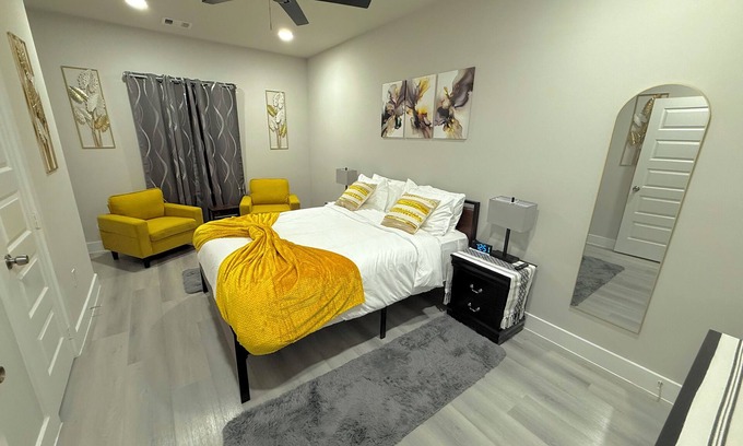 Southeast Houston House | Houston Haven 3BR/3Bth/5bed NRG,Med-Ctr,DT