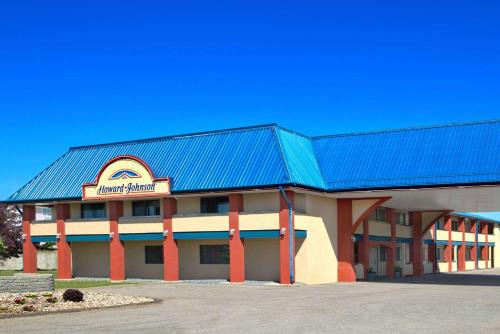 Red Deer Hotel | Howard Johnson by Wyndham Red Deer
