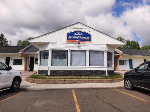 Woodstock Hotel | Howard Johnson by Wyndham Woodstock NB
