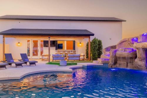 Central Scottsdale House | HOZHO Residence at Kings Place