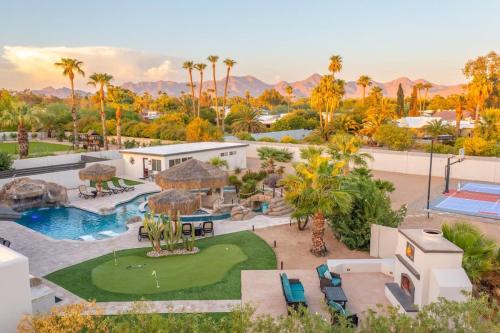 North Scottsdale House | HOZHO Residence on Larkspur