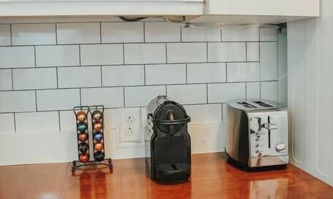 De Lorimier Apartment | HRésidences: Cozy Studio on Mont Royal Street