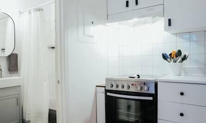 De Lorimier Apartment | HRésidences: Cozy Studio in the Plateau Mont Royal