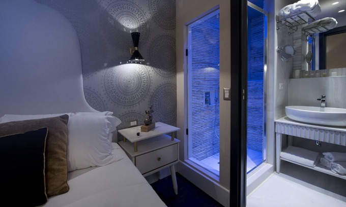 Rione XI Sant'Angelo Hotel | HT6 Boutique Hotel