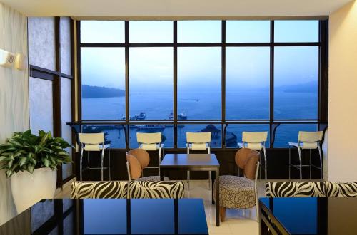 Yuchi Bed & Breakfast | Hu Yue Lakeview Hotel