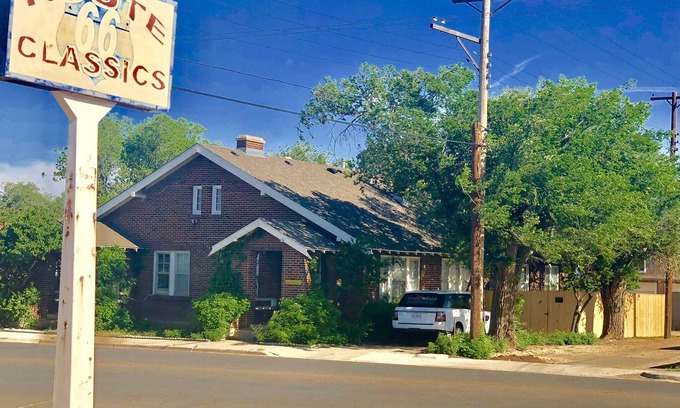 Amarillo House | Hubbell Duplex A&B on Historic Route 66