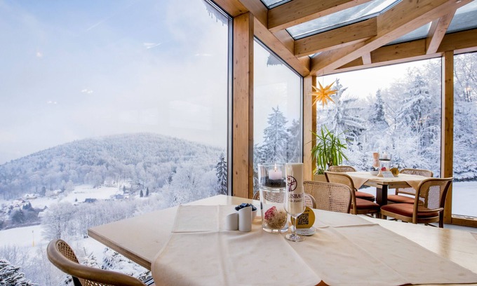 Grossschoenau Hotel | Hubertusbaude