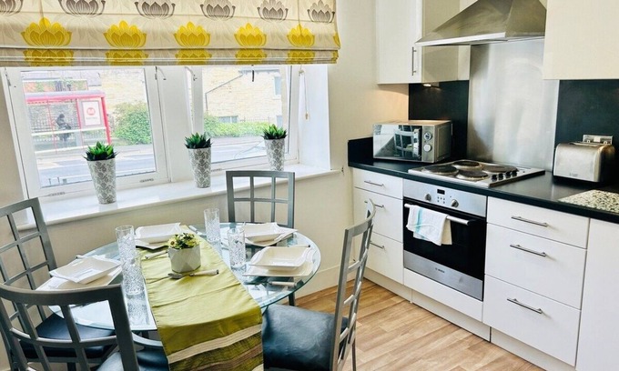 Huddersfield Apartment | Huddersfield Apartment