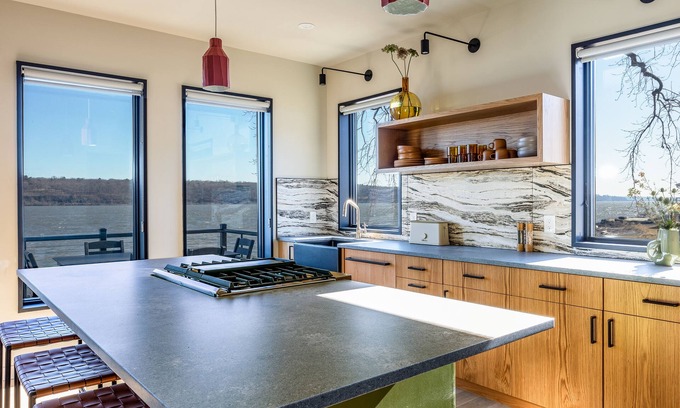 Malden House | Hudson River Way by Woodstock Way Hotel