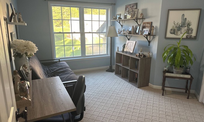 Niskayuna House | Huge Family Home; Centrally Located in the Capital Region!