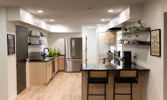 Wichita House | Huge House with a huge yard walking distance to Wichita State University.