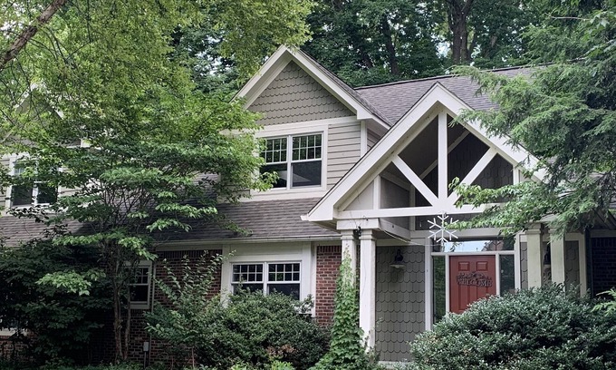 Maxwell House | Huge Lake House on Wooded Lot with Water Views