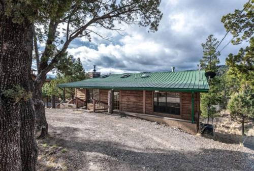 Ruidoso House | Hughes, Cabin at Ruidoso, with Forest View