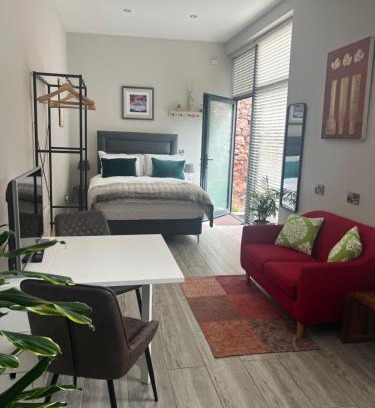 Bray Apartment | Hugo Mews Bright Studio Apartment