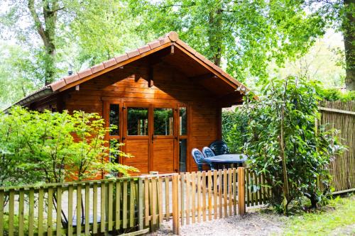 Epe House | Huisdiervriendelijk houten huisje in het groen