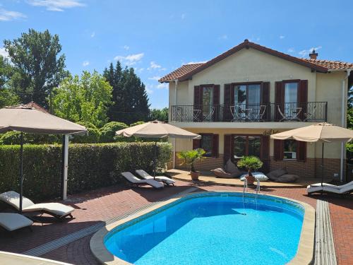 Balatonmariafurdo Bed & Breakfast | Hullám Villa B&B