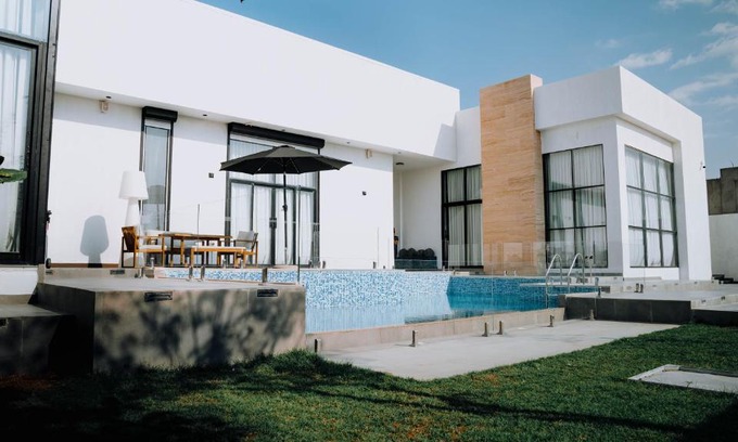 Ras Al Khaimah Villa | Hummingbird Rak