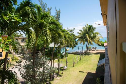 Priory Apartment | Hunny Bay Resort