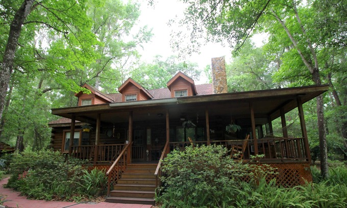 Brooksville Cabin | Hunter Log Cabin
