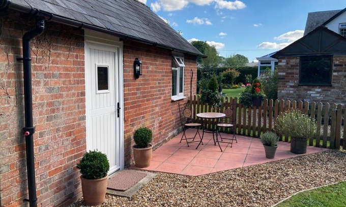 Tidworth Apartment | Hunters Moon B&B