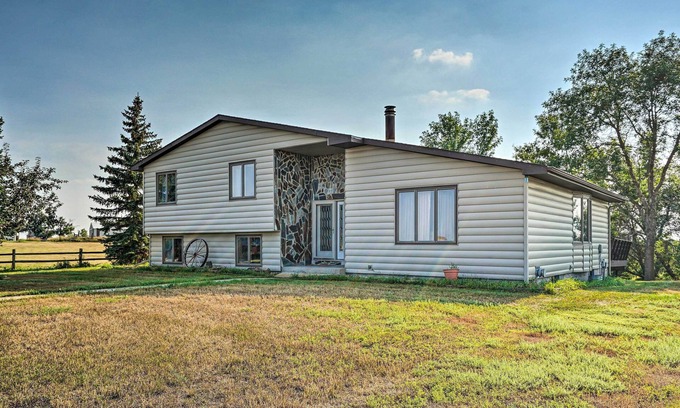 Mercer County House | Hunting & Fishing Lodge < 3 Mi from Lake Sakakawea