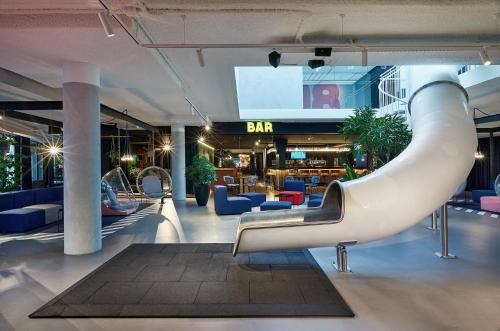 Mierlo Hotel | HUP