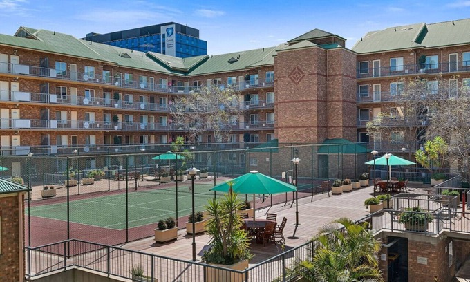 Adelaide Central Business District Apartment | Hurtle Home - 2 Bed Apt