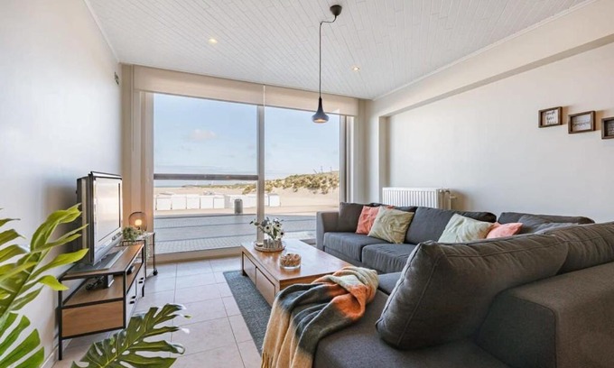 Lissewege Apartment | Huswell - Beachfront apartment in Zeebrugge