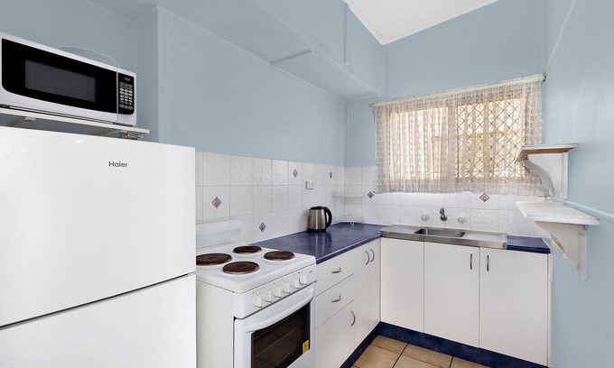 The Entrance North Apartment | Hutton Hide Away at The Entrance North