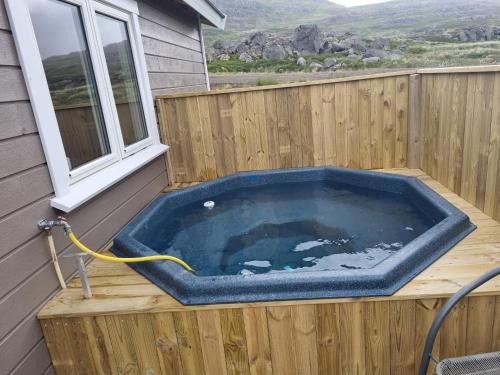 Holmavik Cabin | Hvammur 6 with private hot tub
