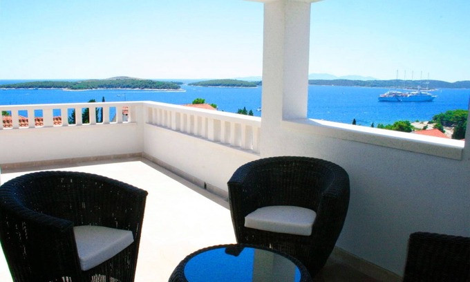 Hvar Apartment | HVAR MOOD HOUSE - HVAR EXCLUSIVE SEA,SUN & STARS APARTMENT: MAGNIFICENT SEA VIEW