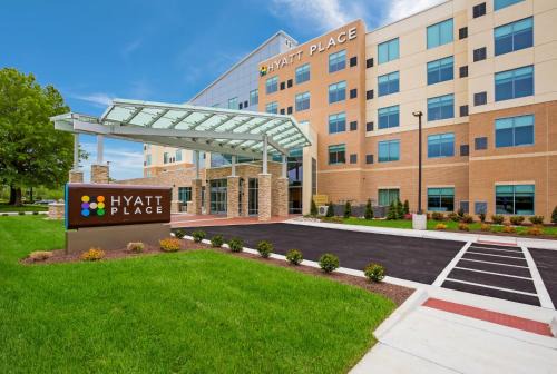 Coliseum Central Hotel | Hyatt Place Hampton Convention Center