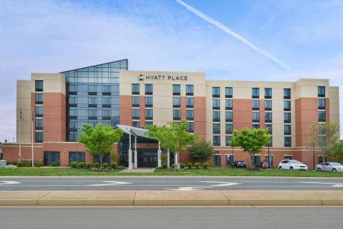 Herndon Hotel | Hyatt Place Herndon Dulles Airport - East