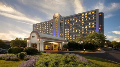Lisle Hotel | Hyatt Regency Lisle near Naperville