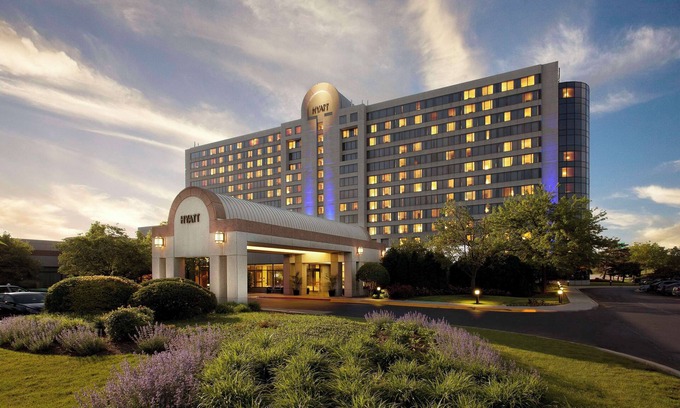 Lisle Hotel | Hyatt Regency Lisle near Naperville