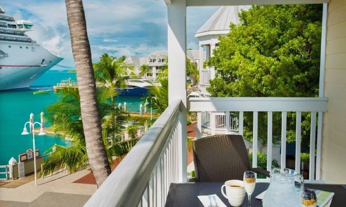 Truman Annex Condo | Hyatt Sunset Harbor Resort for ONLY Sunday to Sunday Week's stay.