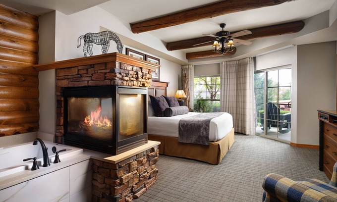 Table Rock Apartment | Hyatt Vacation Club at The Lodges at Timber Ridge, Branson