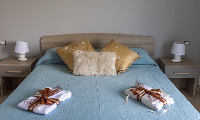 Casal Velino Apartment | Hyele Experience: Three Bedroom Deluxe Apartment with Balcony