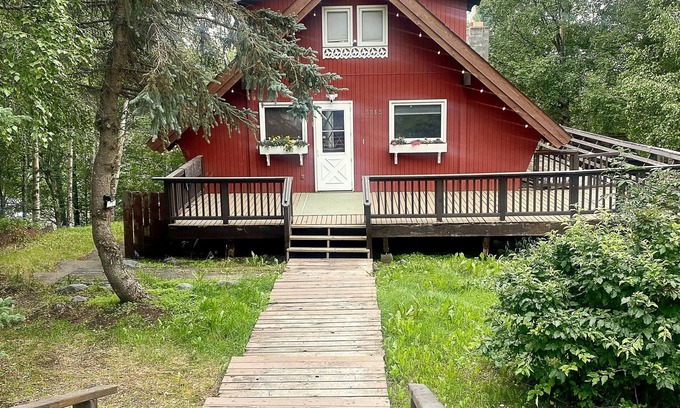 Huffman - O' Malley Apartment | Hygge Hideaway