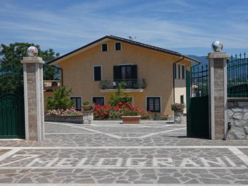 Tarano Hotel | I Due Melograni Agriresort