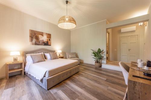 Portoferraio Old Town House | I Due Mondi Rooms