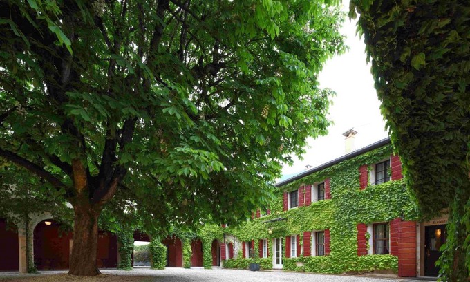 Cison di Valmarino Apartment | I giardini segreti di Villa Marcello Marinelli
