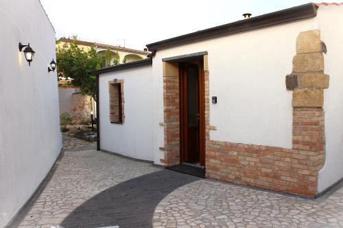 Cabras House | I limoni guesthouse sissy