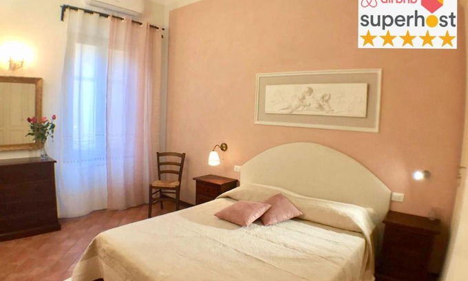Isolotto Apartment | I NAVICELLAI TRAMWAY AND PARKING 8 MIN TO CENTER