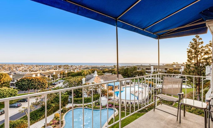 Santa Ana Heights Apartment | I Only Have Eyes for You