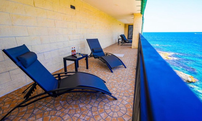 Augusta House | I Tri Scogghi , il mare dalla tua camera da letto