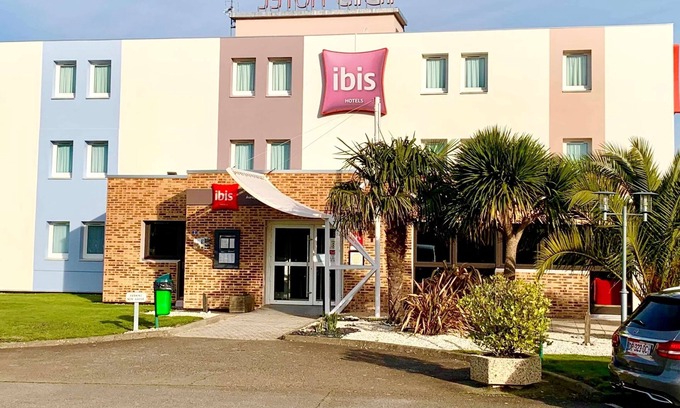Auray Hotel | ibis Auray
