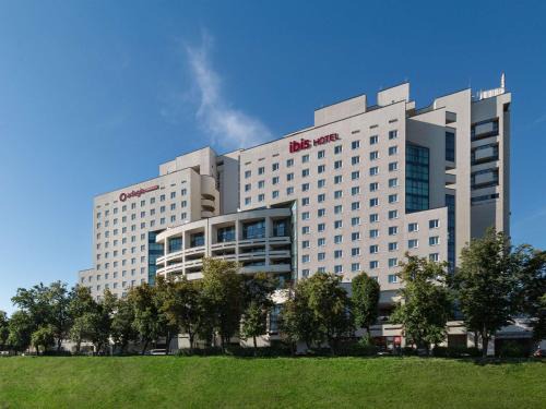 Solomjanskyj Hotel | ibis Kyiv Beresteiska