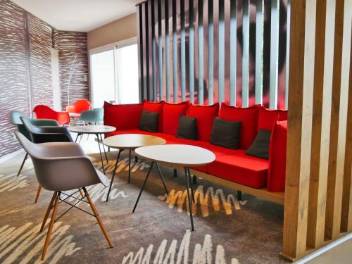 Change Hotel | ibis Laval Le Relais D'Armor
