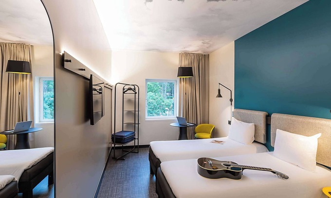 Linda-a-Velha Hotel | ibis Lisboa Alfragide